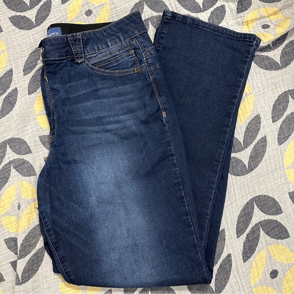 Democracy Ab-solution straight leg jeans, size 14, great condition